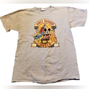 Walt Disney World Women's T-Shirt - Size Large